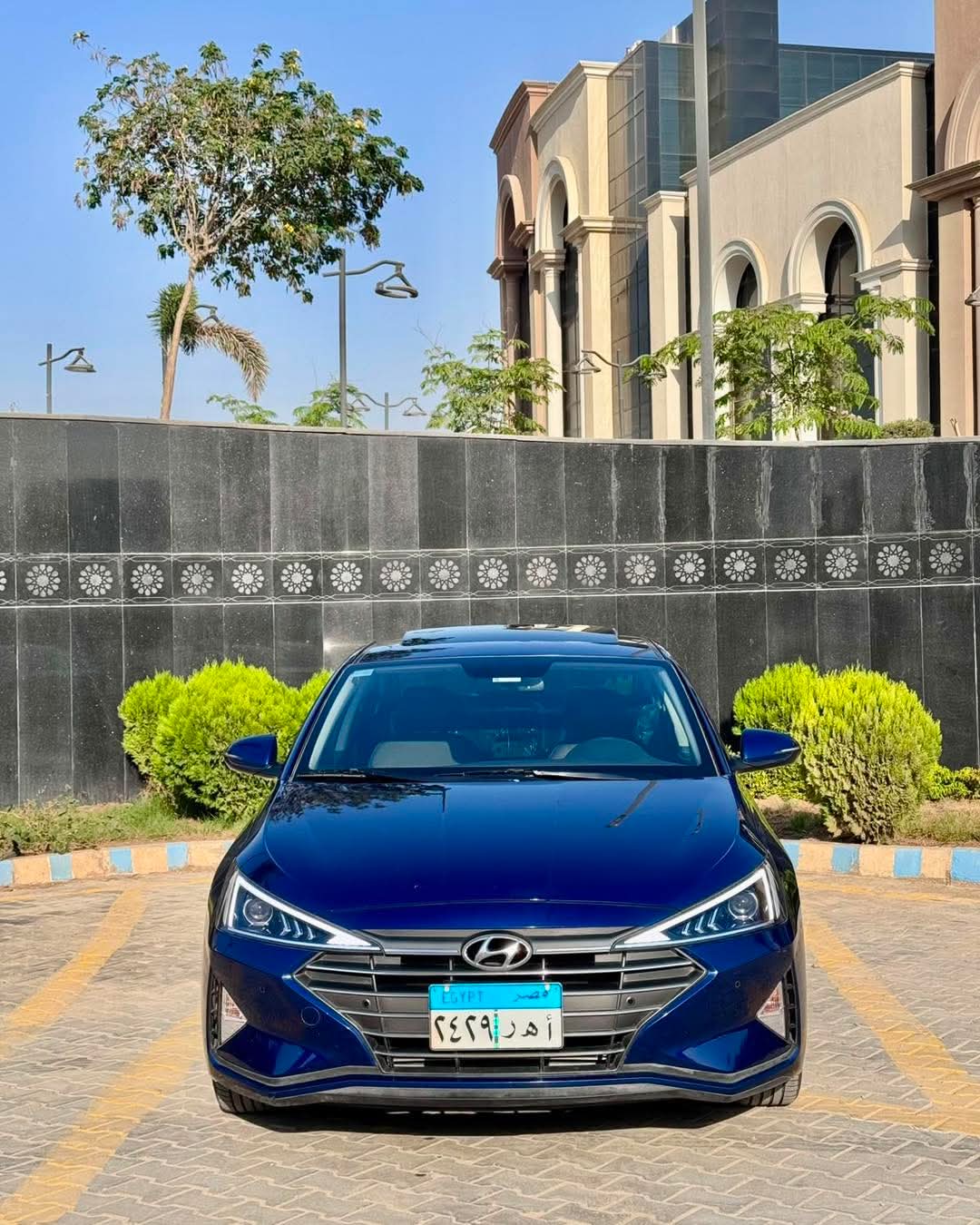 Hyundai Elantra AD Top Line exterior view 1