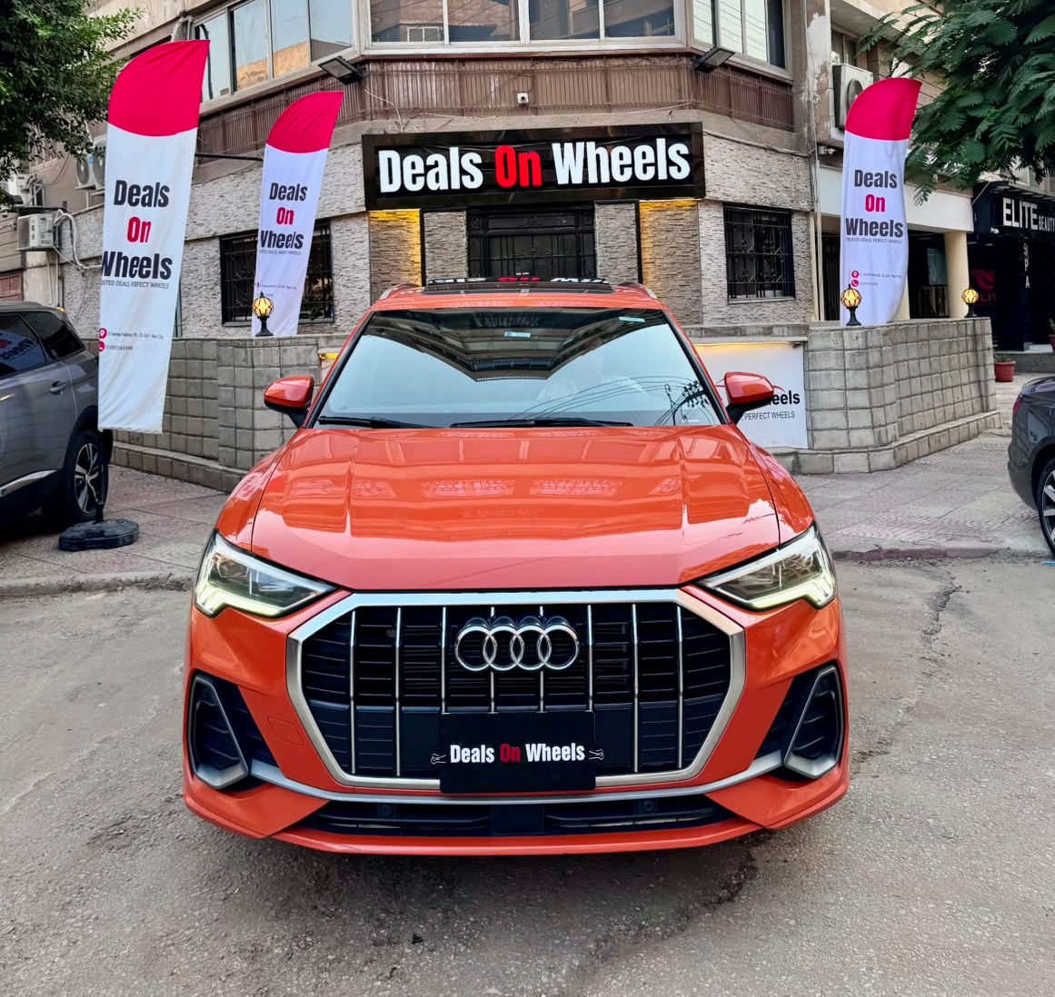 Audi Q3 S-Line - 2020 Deals on Wheels showroom and vehicle collection, photo 1