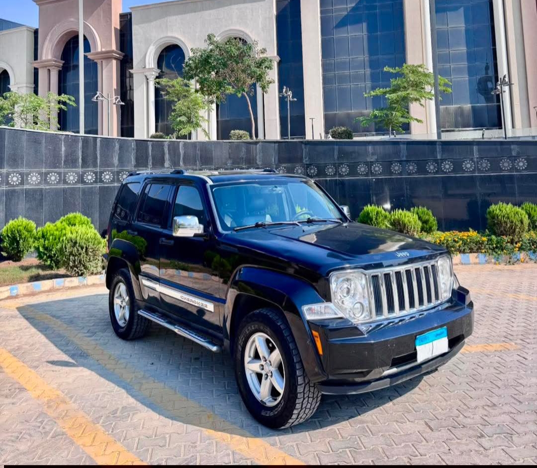 Jeep Cherokee KK Limited Model: 2011 exterior view 1
