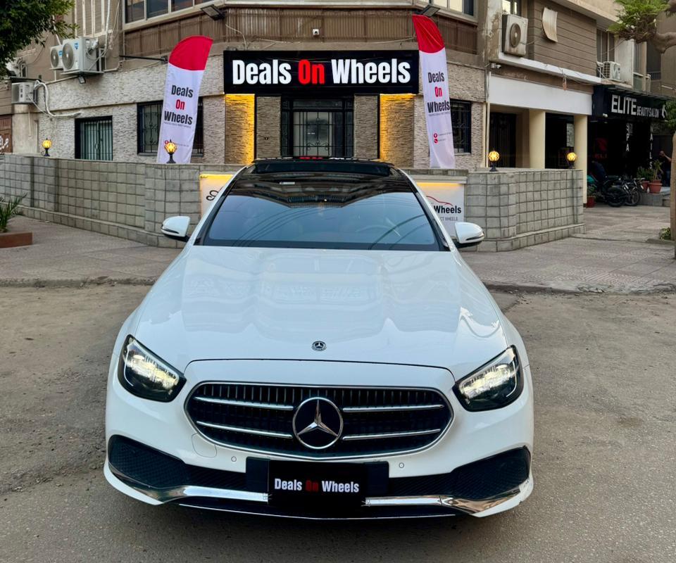 MERCEDES-BENZ E200 AVANT-GARDE - 2021 Deals on Wheels showroom and vehicle collection, photo 1